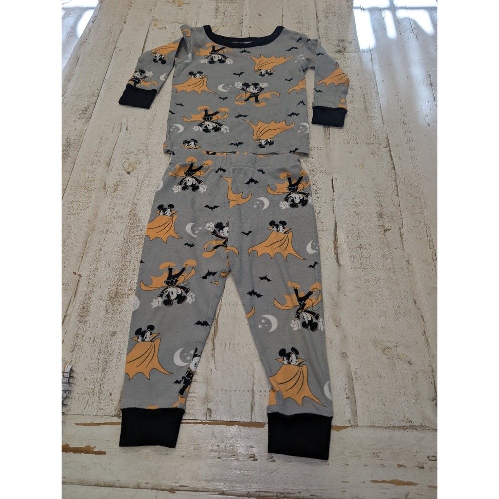 DISNEY'S MICKEY MOUSE HALLOWEEN DRACULA PAJAMA SET SIZE 2T